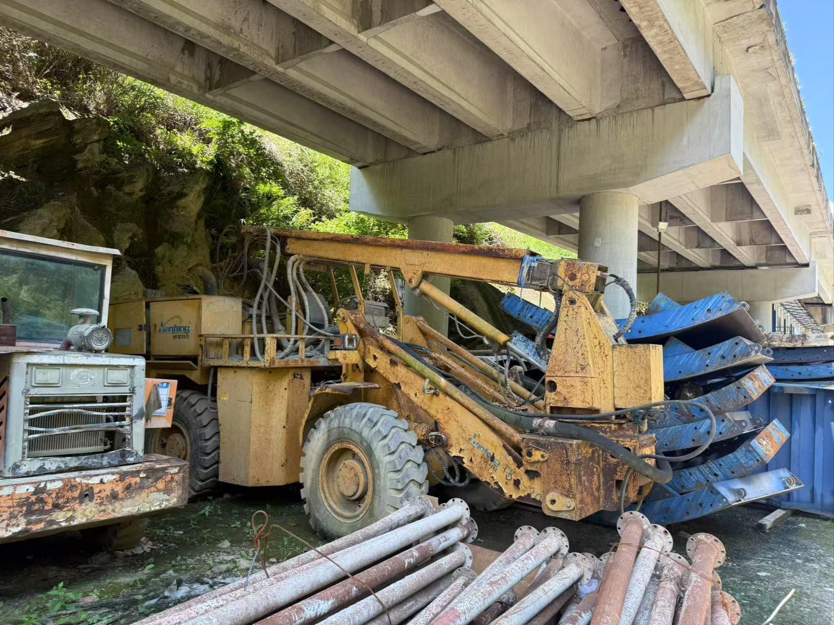 3月24日黔南混凝土喷射机械手一台套招标公告