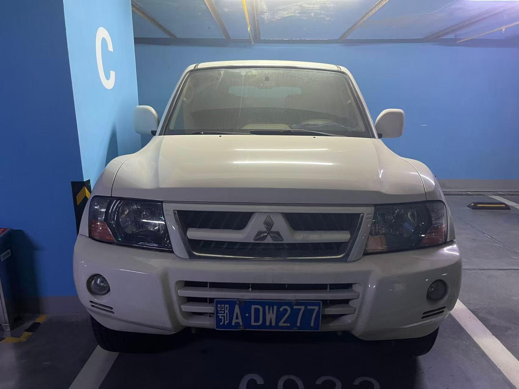 3月27日武汉三菱帕杰罗（鄂ADW277）一台招标公告