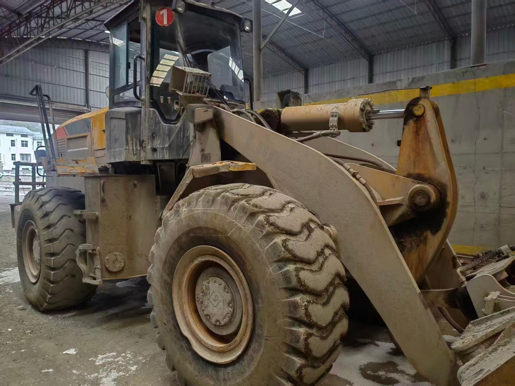 3月18日十堰装载机处置招标公告