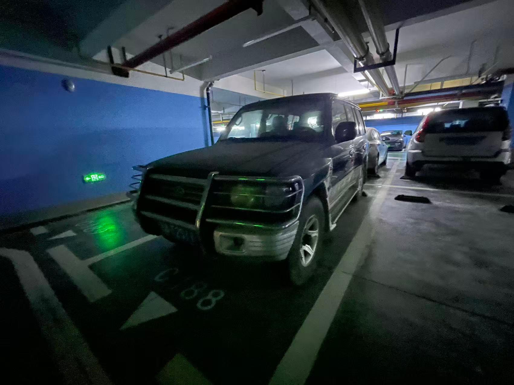 3月28日武汉猎豹越野车（鄂AT2S11）一台招标公告