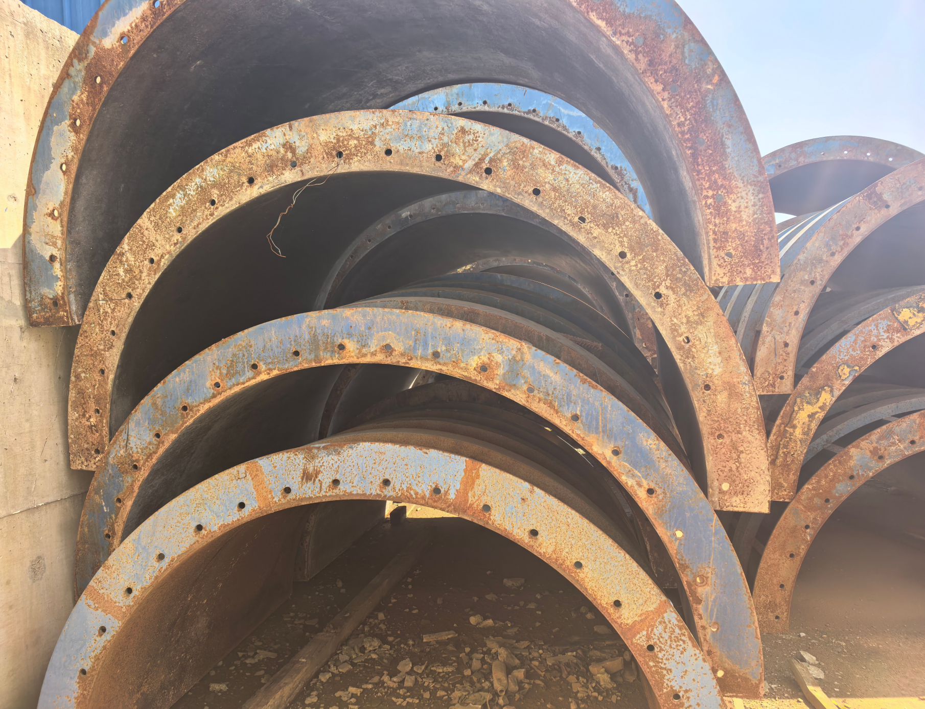 4月6日贵阳市中铁局出售二手圆柱模板招标公告