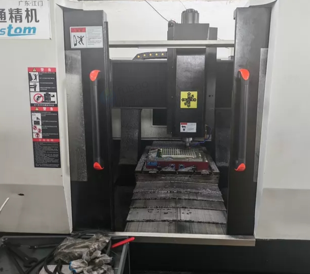 日照市地区处理1280小龙门雕铣机