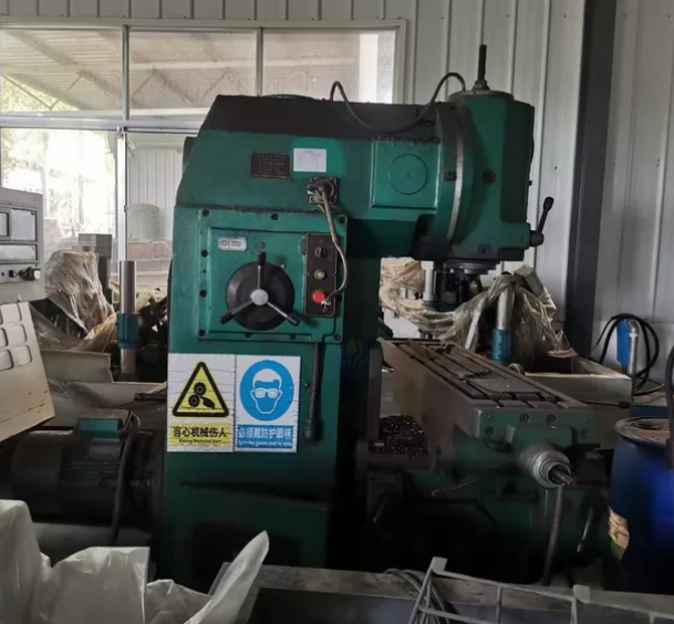 日照市地区处理各种机床，车床，立铣，钻床，小砂轮