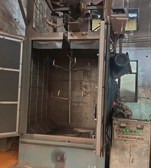 盐城市地区工厂处理盐城甬力XL-3210履带抛丸机1台、吊钩式抛丸机1台