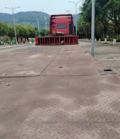 重庆地区处理13.75米大板车