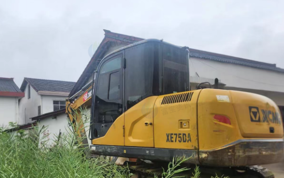 汉中市地区处理徐工XE75DA挖掘机