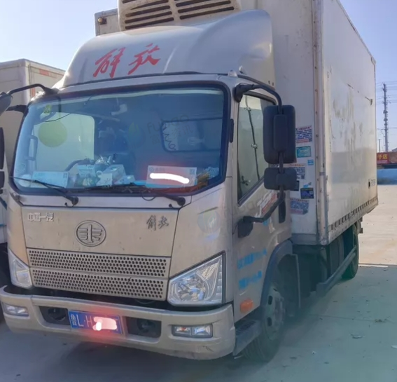 日照市地区处理4米2宽体冷藏车