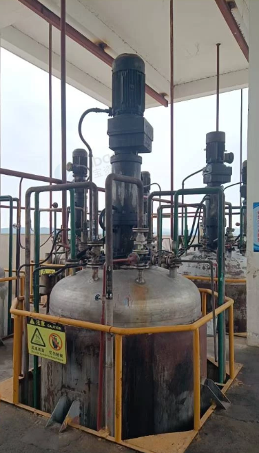 衡阳市地区处理10台5000L反应釜+配套蒸发器