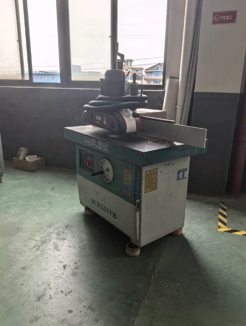杭州地区工厂处理马氏MAS MX5117B立铣机