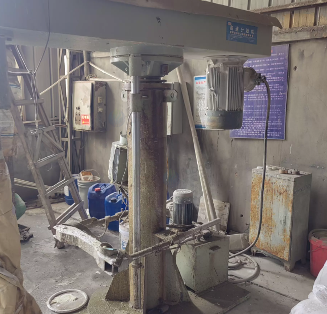 上海地区工厂处理5L双层玻璃反应釜1台、双轴高速分散机1台