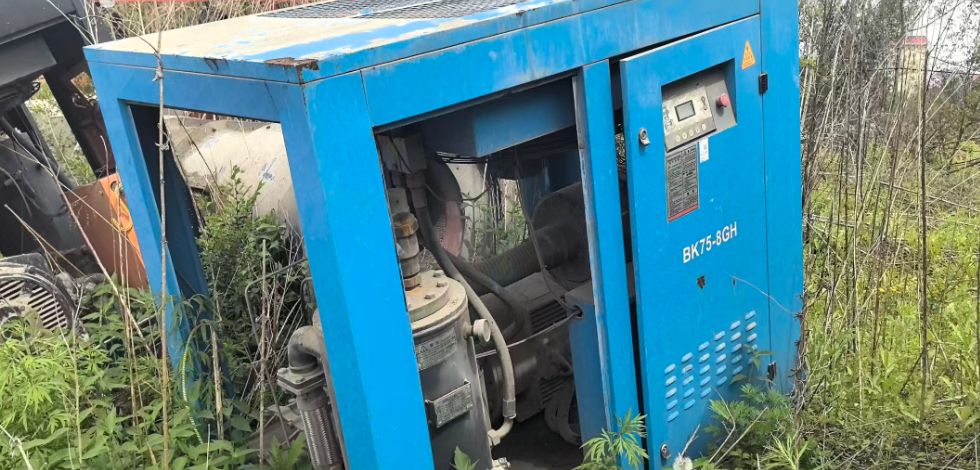 供应：油汽分离器10个、跑吊车8个