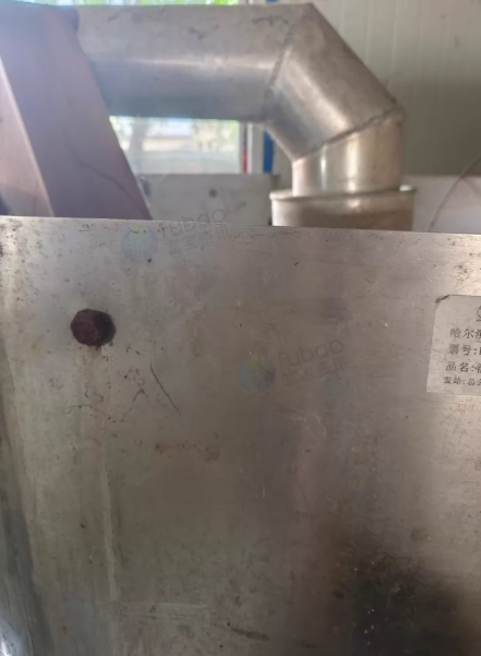 鞍山市地区处理酒具、一千斤下料的锅、六个两吨酒罐等全套设备