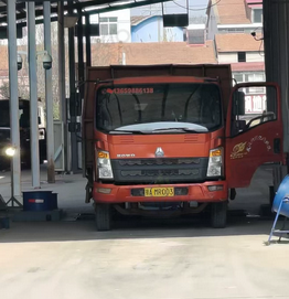 武汉市地区处理重汽豪沃平板车