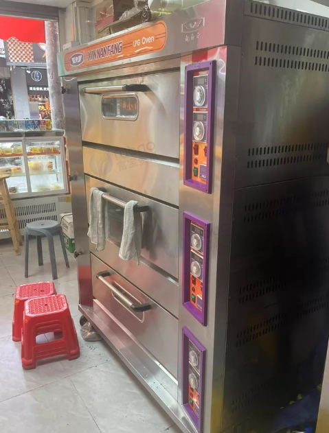 广州市地区处理面包店全套设备、搅拌机、烤箱、发酵箱、冰箱、展示柜等