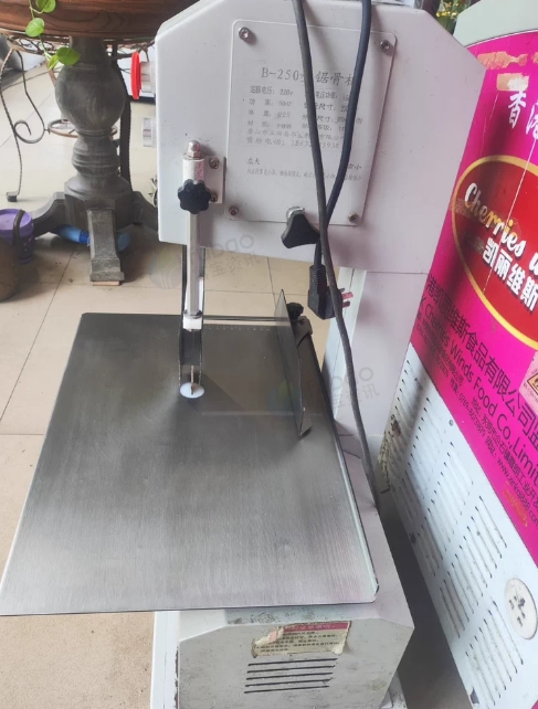 北海市地区处理华盛B-250型锯骨机