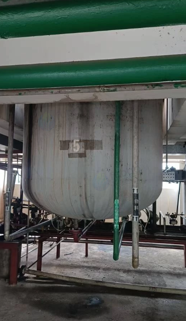 衡阳市地区处理10台5000L反应釜+配套蒸发器